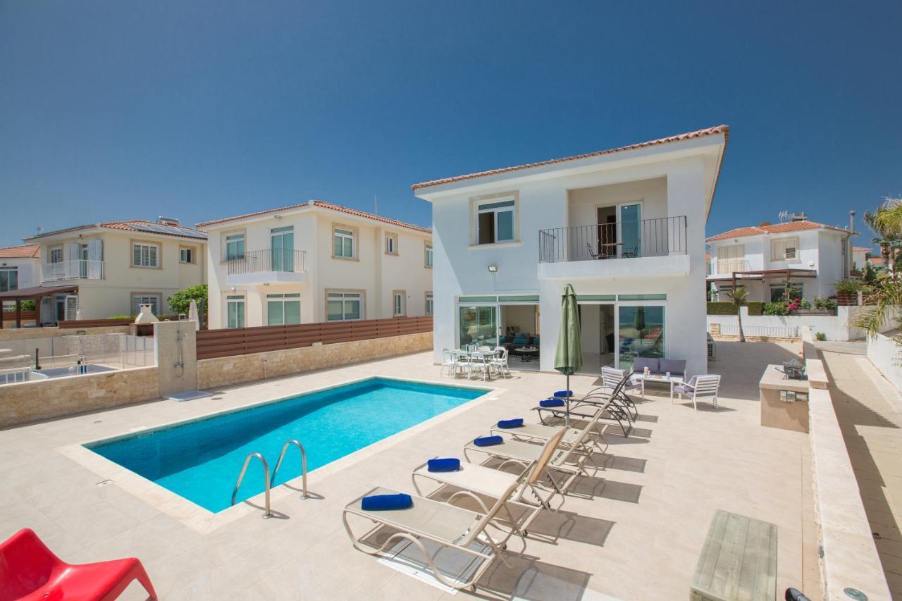Shaye Front Line Villa Protaras Esterno foto