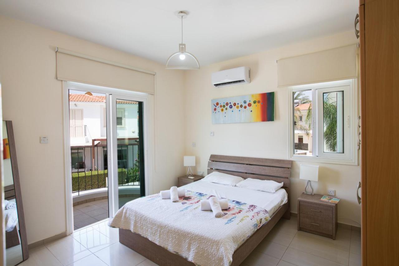 Shaye Front Line Villa Protaras Esterno foto