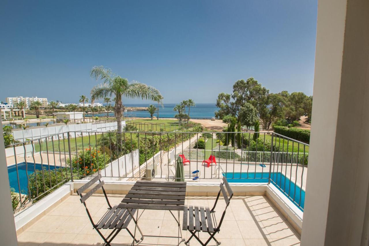 Shaye Front Line Villa Protaras Esterno foto